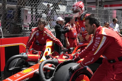 Leclerc trionfa per la prima volta in carriera nel Gp di Monaco: le immagini più belle della vittoria 3