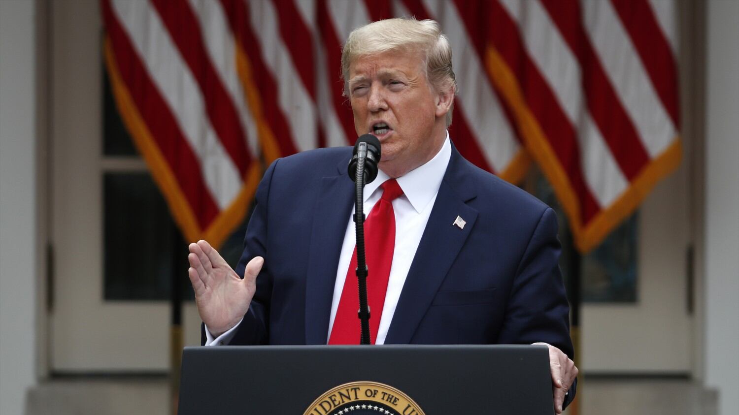 È scontro sull'esercito. Frenata del Pentagono. Ma Trump non gradisce