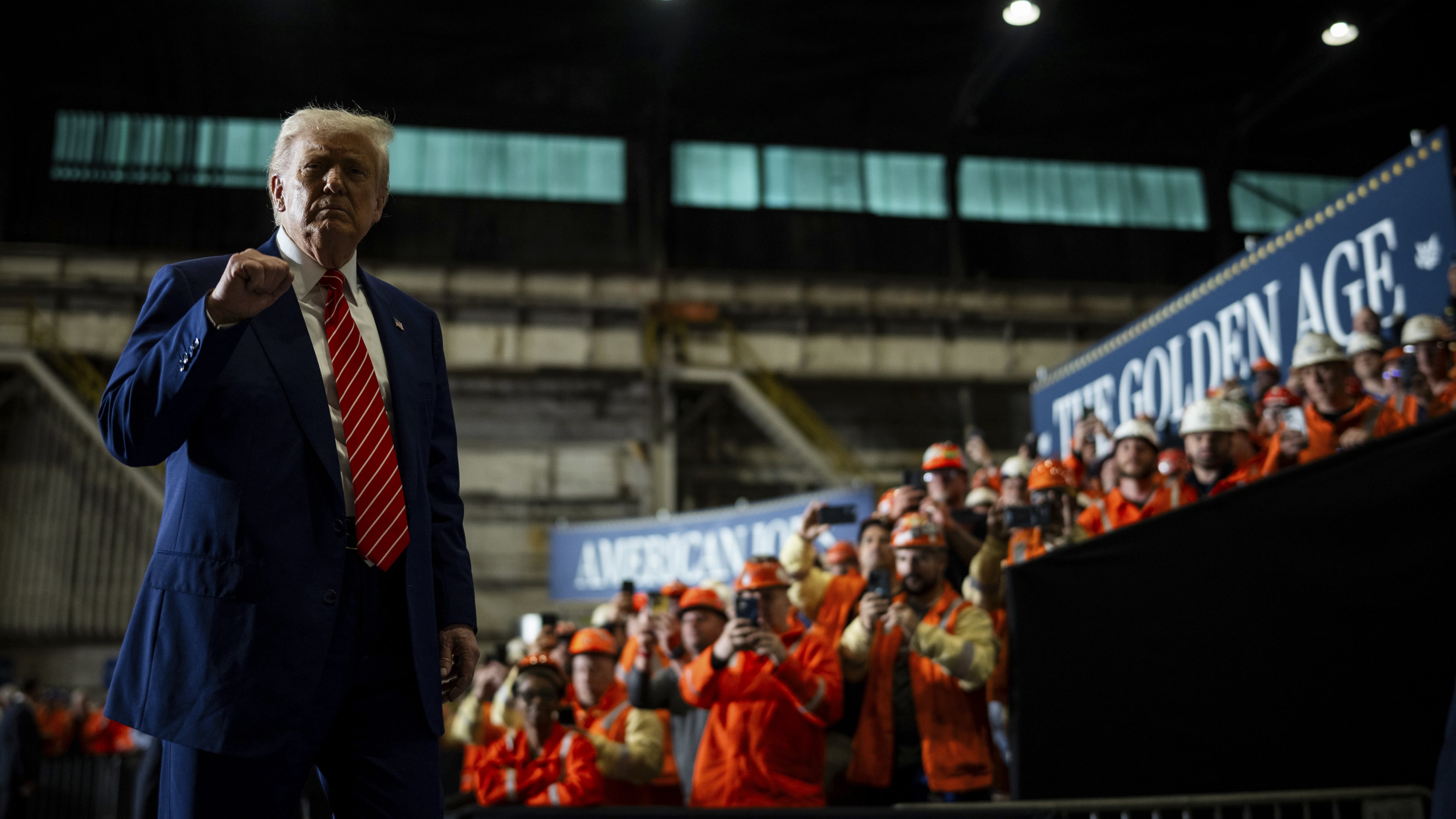 Gli americani approvano la dottrina Trump: così i raid contro Teheran rilanciano il tycoon