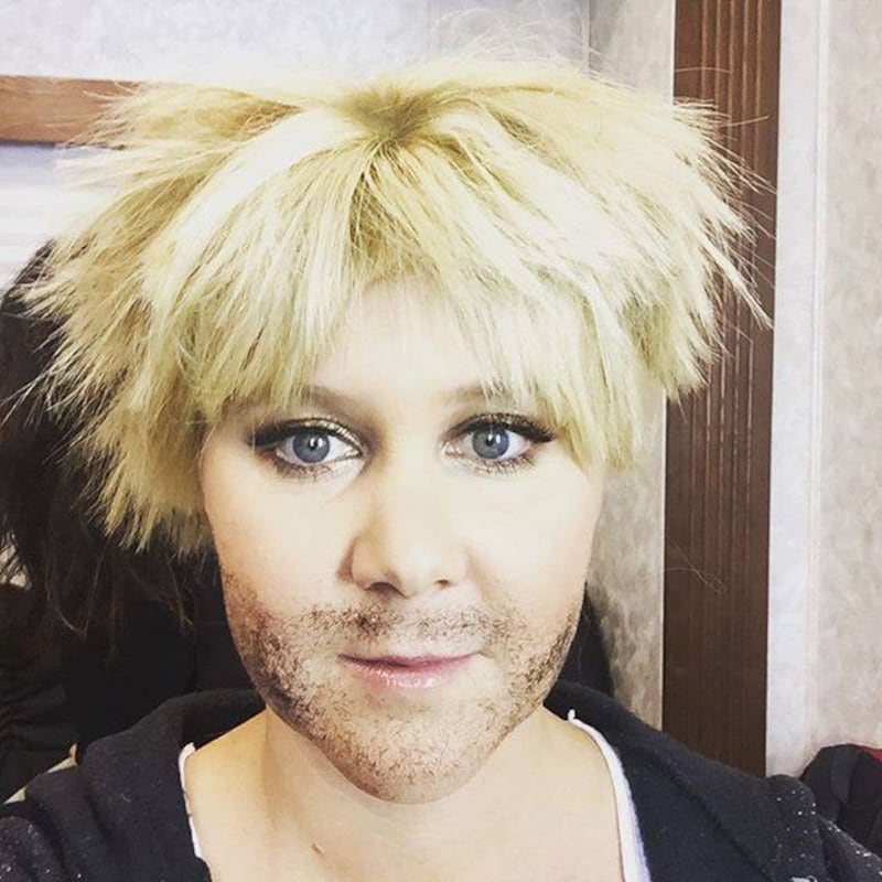 Amy Schumer, curvy col sorriso: foto 11