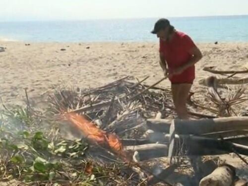 Isola dei Famosi, divampa un incendio. Ceccherini accusa le "streghe Nancy e Malena"
