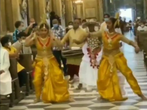 Riti indù nella cattedrale: la "svolta" bergogliana a Napoli