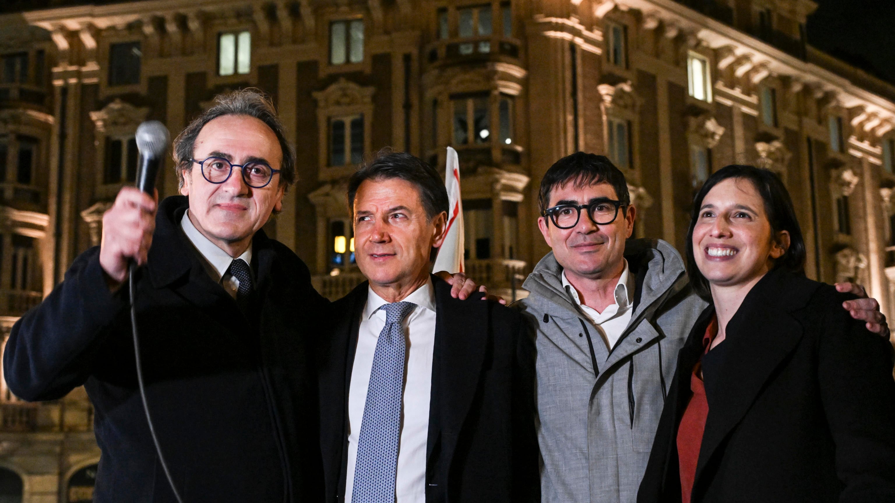 Dopo la patrimoniale, pure la tassa di scopo e quella di successione. L'ossessione del duo Fratoianni-Bonelli
