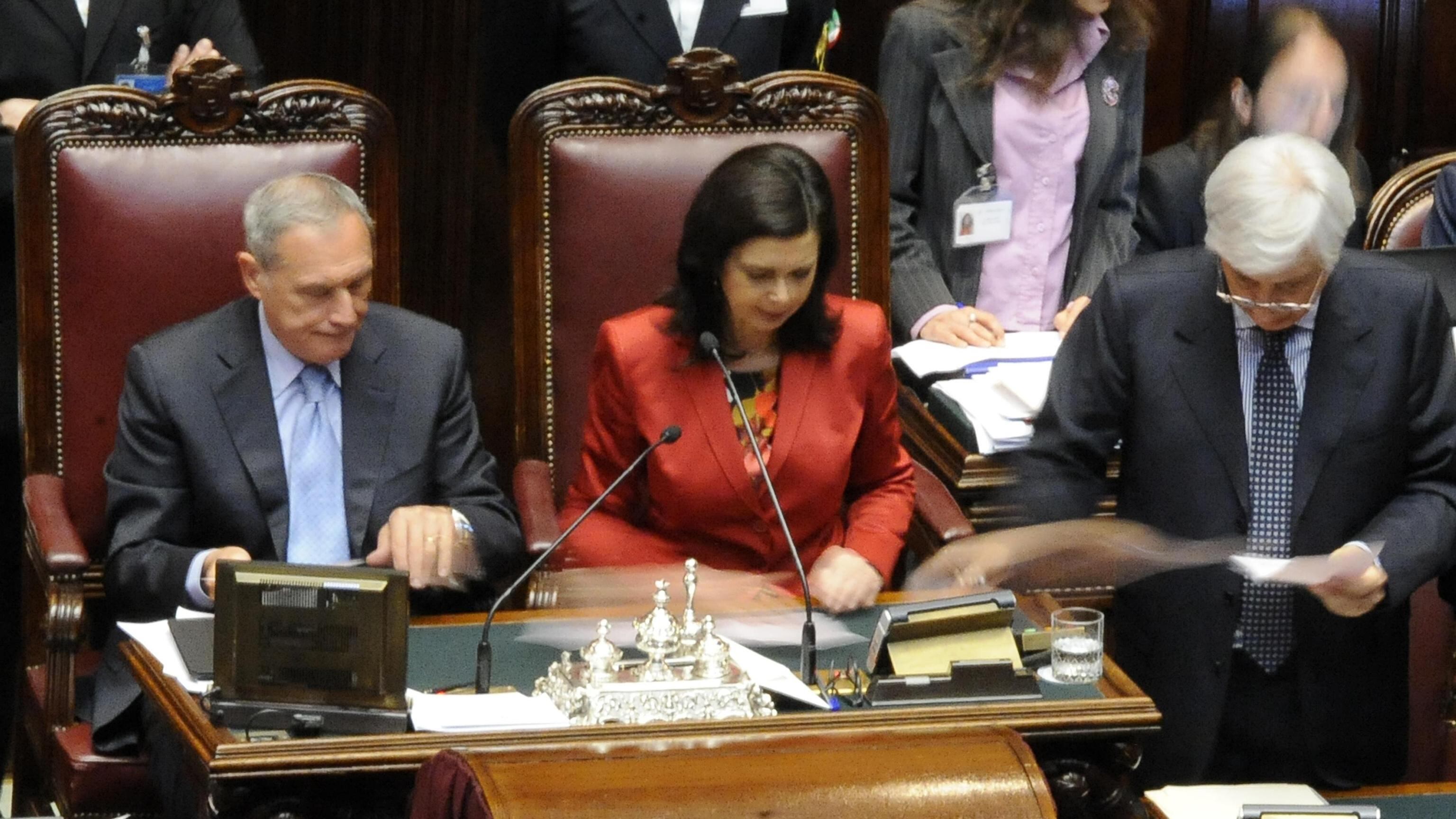 Se la politica si fa un nuovo canale tv. A spese nostre