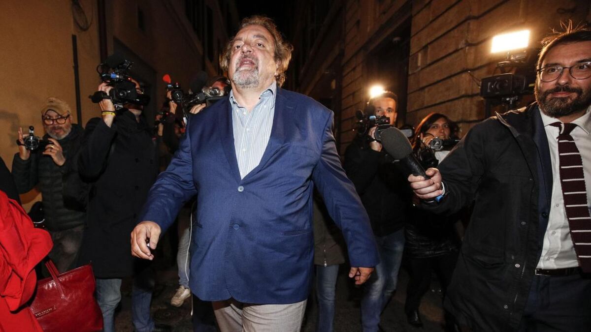 L'ex M5s Giarrusso ora "processa" Bonafede: "Dà il ministero al Pd..."