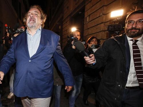 L'ex M5s Giarrusso ora "processa" Bonafede: "Dà il ministero al Pd..."
