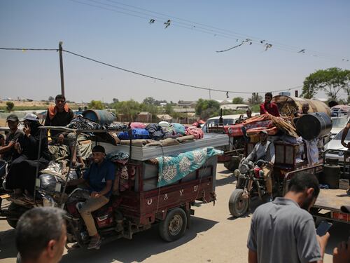 Israele-Libano verso il conflitto aperto. Bombe a Rafah, 11 palestinesi uccisi