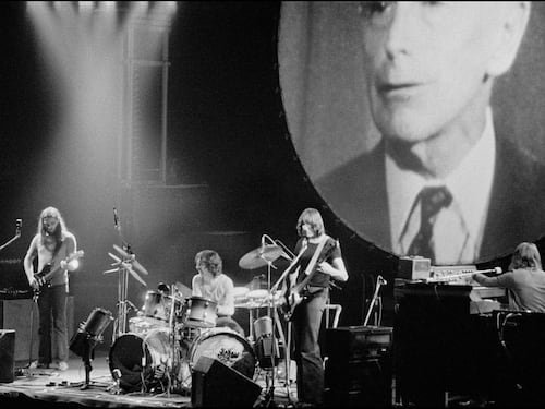Pink Floyd, un viaggio di mezzo secolo sul lato oscuro della Luna