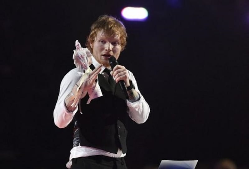 Grammy 2016: è di Ed Sheeran la canzone dell'anno. Foto 11