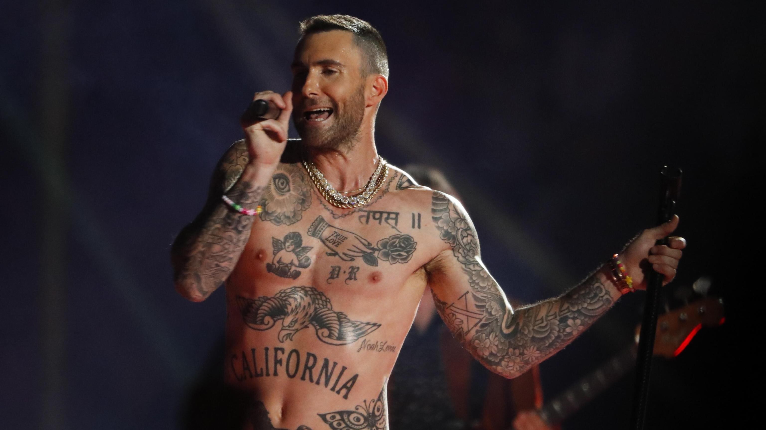"Ho oltrepassato il limite". Adam Levine confessa dopo la bufera