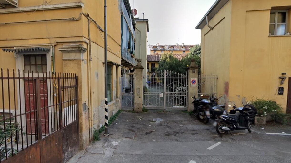 Milano, torna a casa ferito e muore sul divano. Così è scomparso il figlio dell'ex luminare Austoni