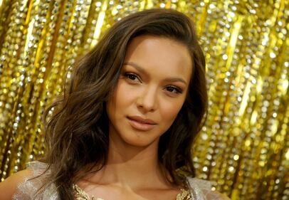 Il reggiseno di Lais Ribeiro vale due milioni di dollari 10