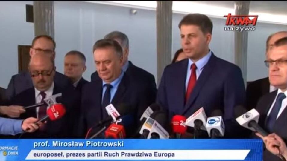 Polonia, nasce il braccio politico dei cattolici di Radio Maryja