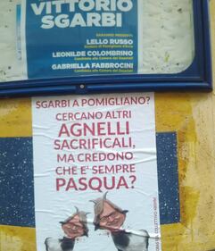 Nella città di Di Maio le locandine con la testa mozzata di Sgarbi 1