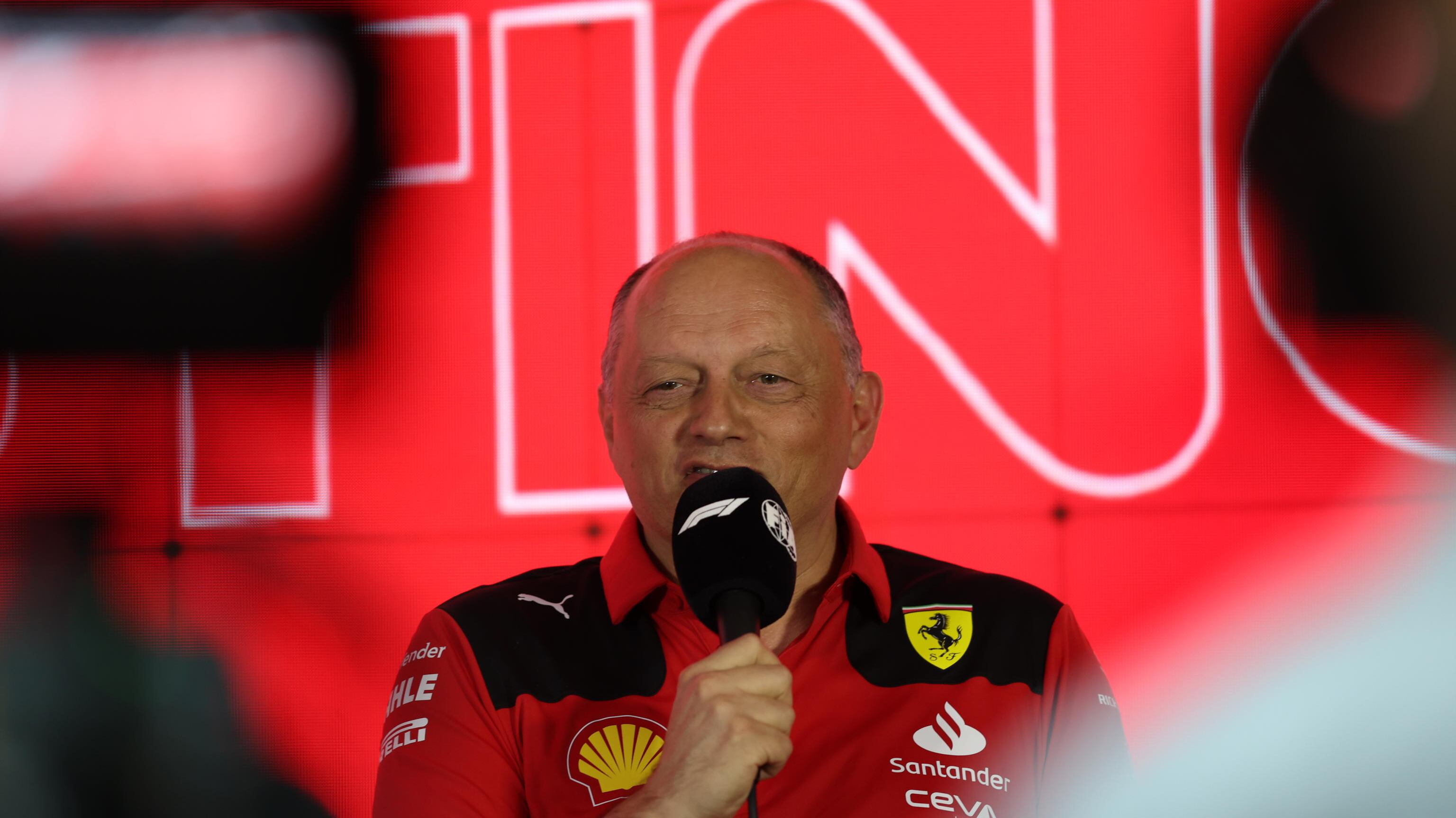 F1, Vasseur contesta le critiche alla Ferrari: "Noi bersaglio dopo una sola gara"