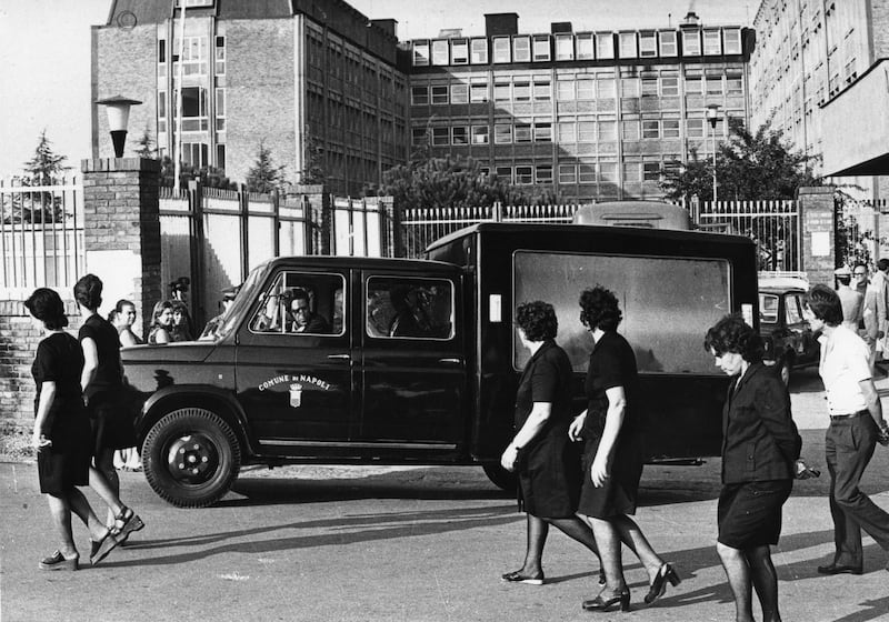 Quando Napoli sconfisse il colera nel 1973 2