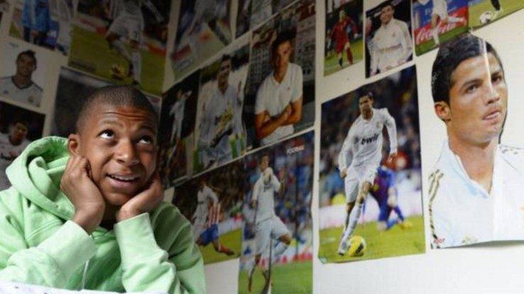 Mbappé sulle orme di Cristiano Ronaldo: da oggi diventa Km7
