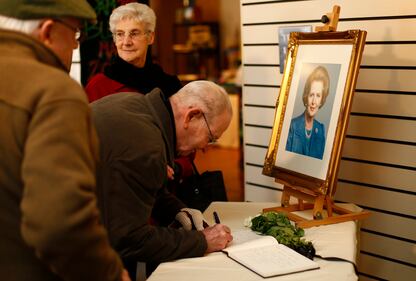 Il saluto a Margaret Thatcher 13