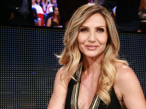 La Cuccarini gela Heather Parisi: "Perché twitti da paradisi fiscali?"