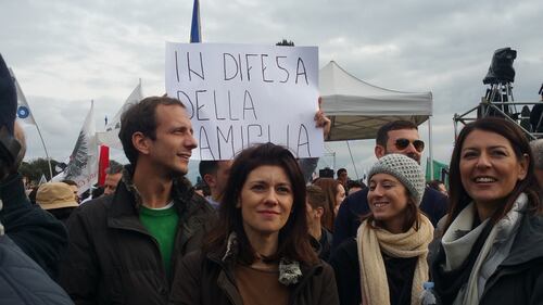 Il Family Day sfida Renzi: "Ci ricorderemo" 10