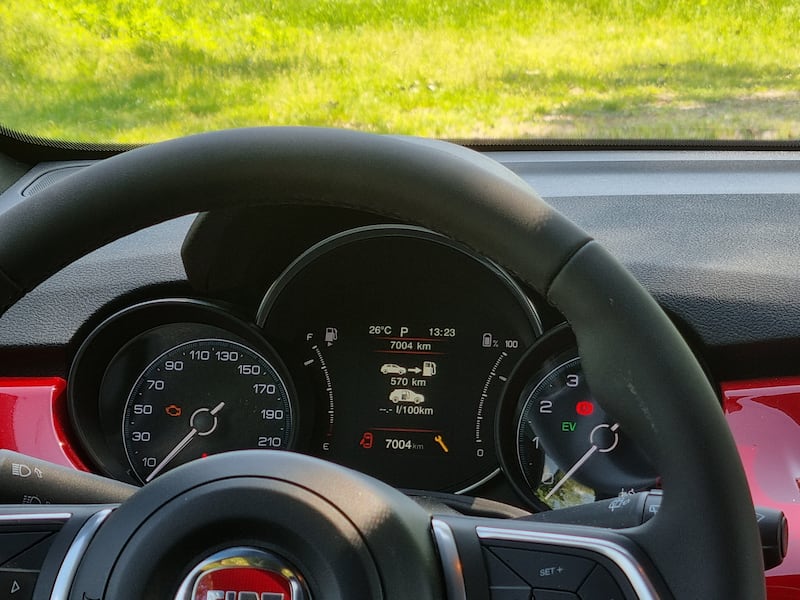 Fiat 500X Red Hybrid, guarda la gallery 21