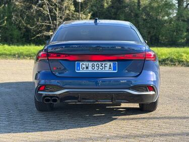 Audi A5 TDI: guarda la gallery della nuova berlina ibrida tedesca 9