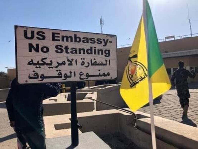 Le immagini dell'assalto all'ambasciata Usa 1
