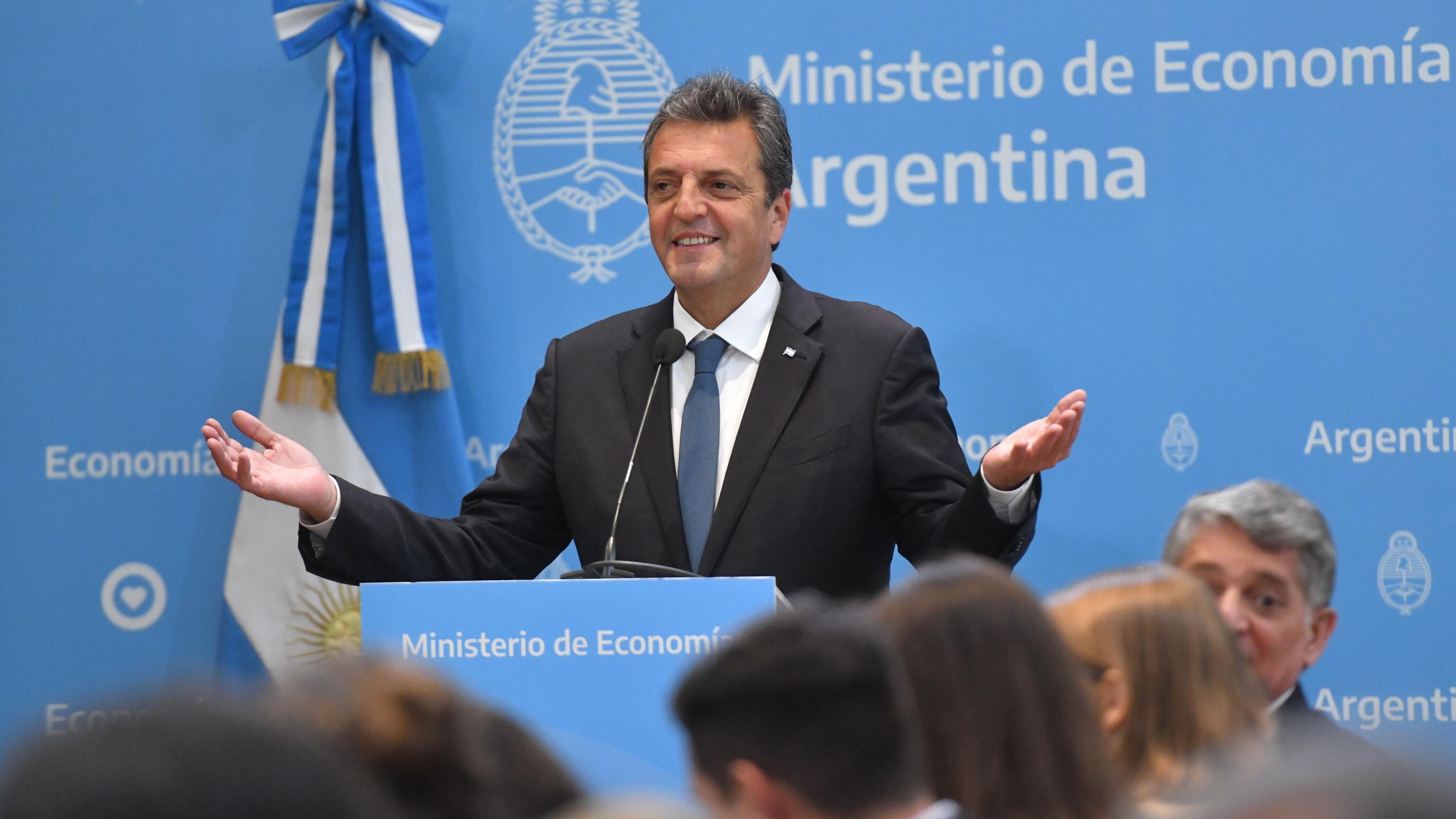 Argentina, sorpasso di Massa a Milei