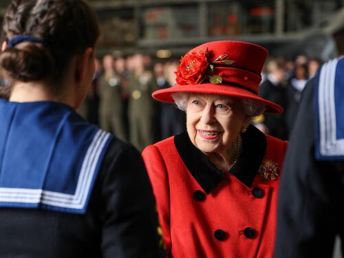 "Voleva uccidere la Regina". Incriminato l'intruso al Natale Windsor