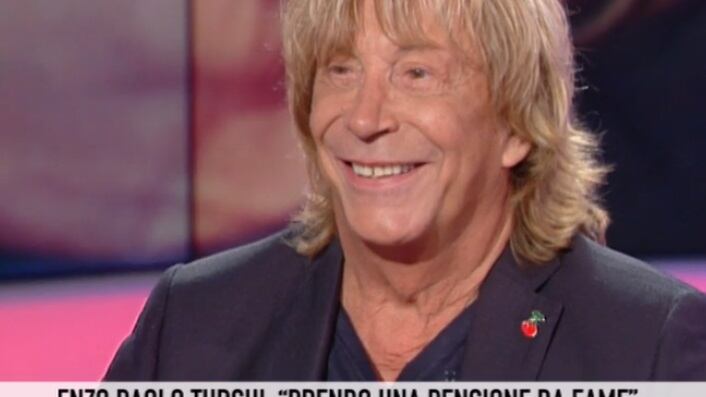Enzo Paolo Turchi a Storie Italiane: "Sono in difficoltà, non si tratta così un artista"