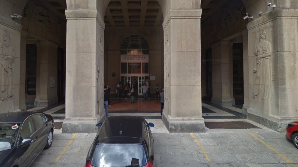 Bologna, 46enne assiste a rissa fra stranieri: loro lo aggrediscono