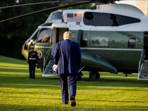 Le spese al 5% e la bomba Trump sul vertice Nato: "L’Ue pagherà e sarà una mia vittoria"