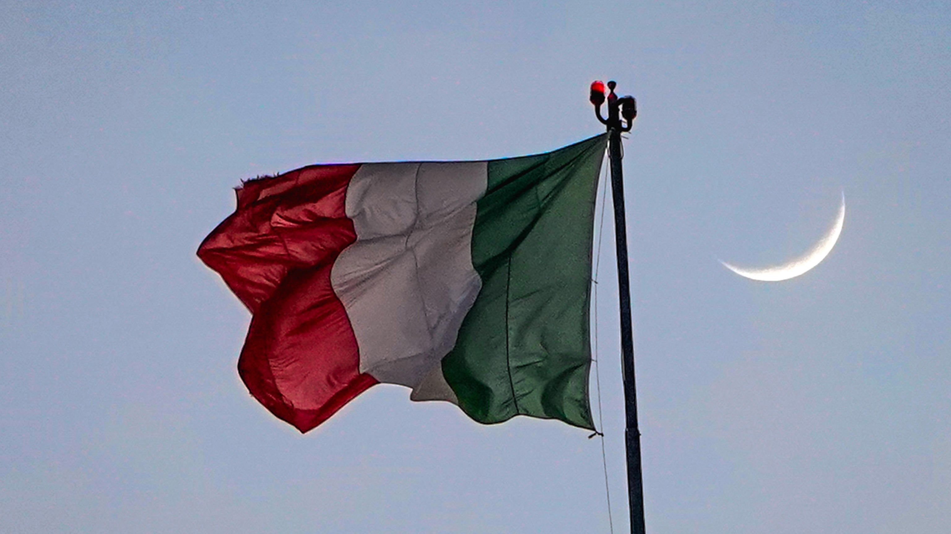 La proposta sull'Inno di Mameli: "Entri a fare parte della Costituzione”