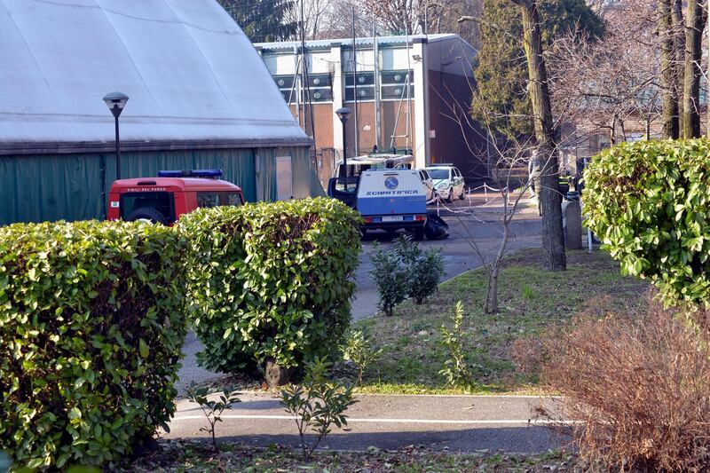 Milano, incendio nella notte nella scuola di polizia locale 4