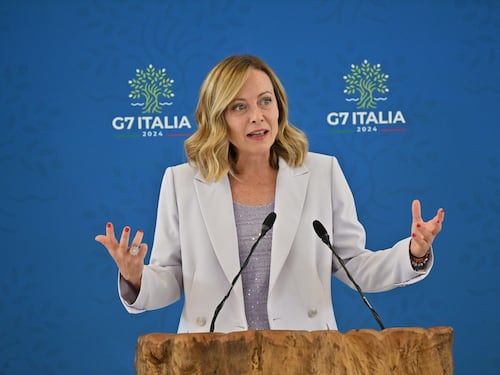 Giorgia: "Il G7 un successo". Poi accusa l'opposizione