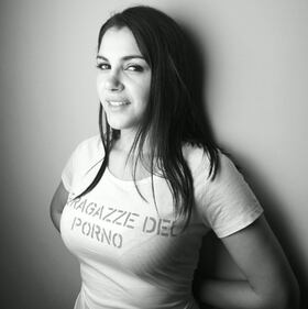 Valentina Nappi sexy su Instagram 17