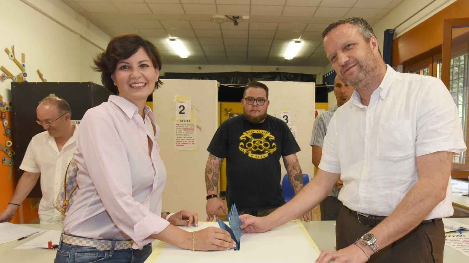 A Verona il centrodestra riconquista il municipio e caccia i "coniugi Tosi"