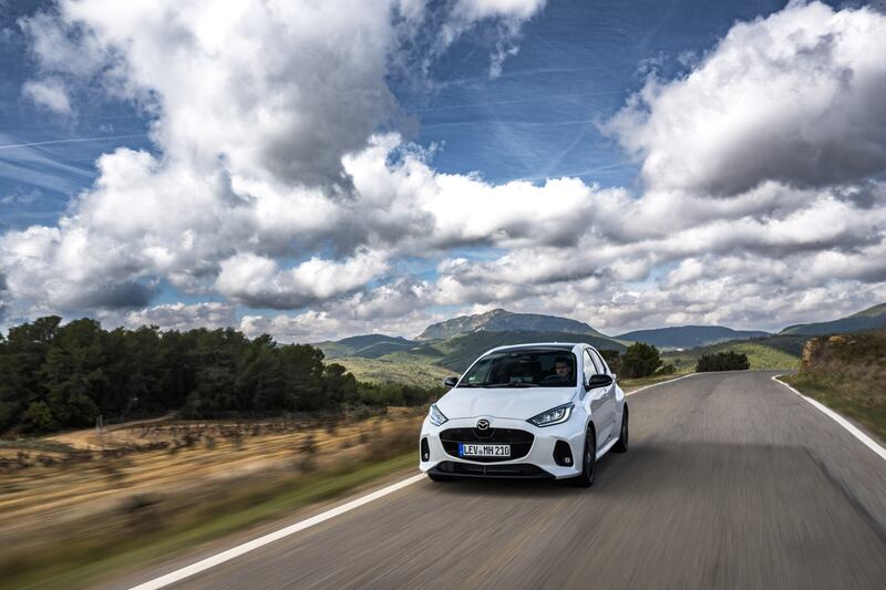Mazda 2 Hybrid: guarda tutte le foto 4