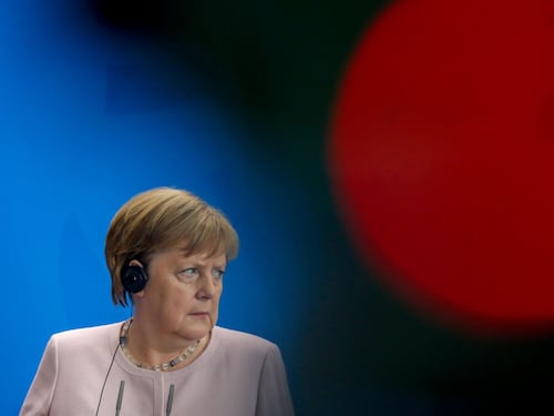 "Li accogliamo noi", "No, l'Ue" È caos in Germania sulla Alan Kurdi