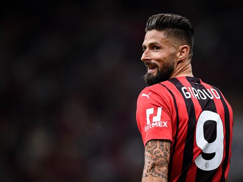 Giroud, primo positivo. E dallo sport Usa arriva la chiamata ai vaccini