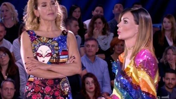 Gf, dopo gli insulti del web, Nina Moric furiosa torna in studio: "Altri per questo si sono suicidati"