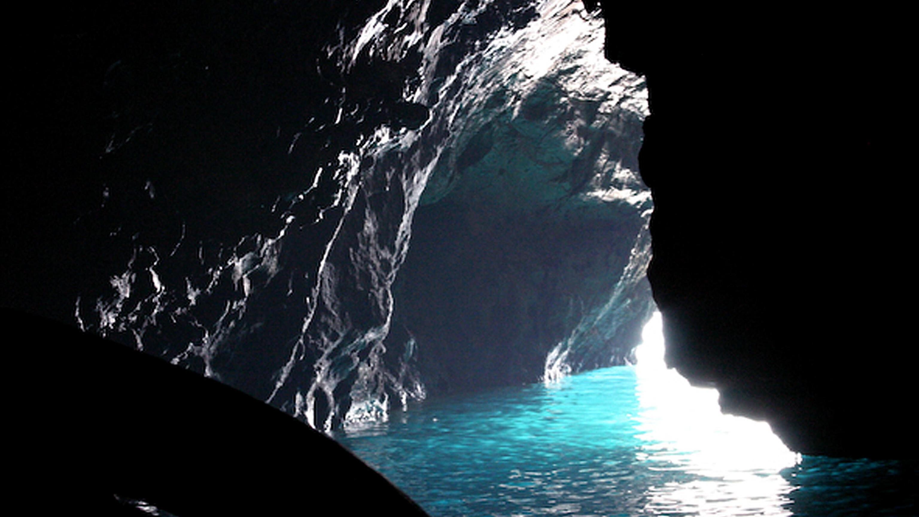 Palinuro, morti quattro subintrappolati in una grotta