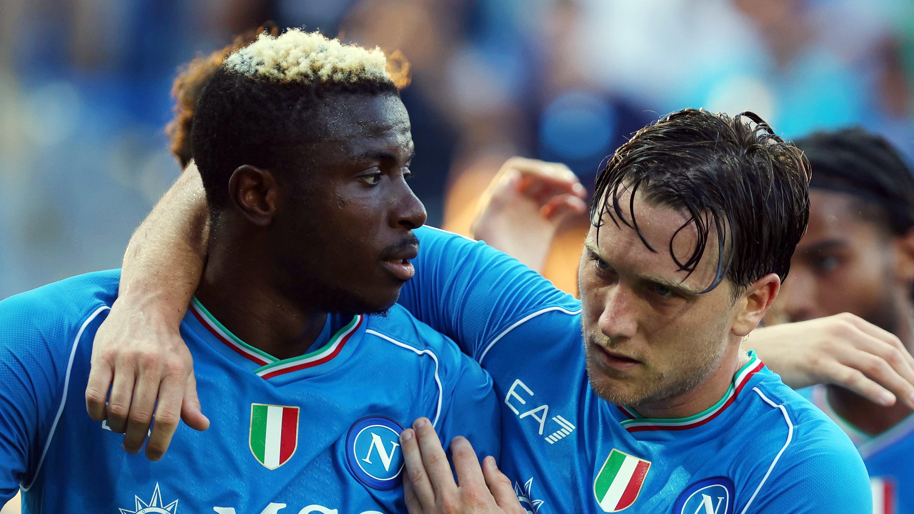 Tris del Napoli a Frosinone: doppietta all'esordio per Osimhen