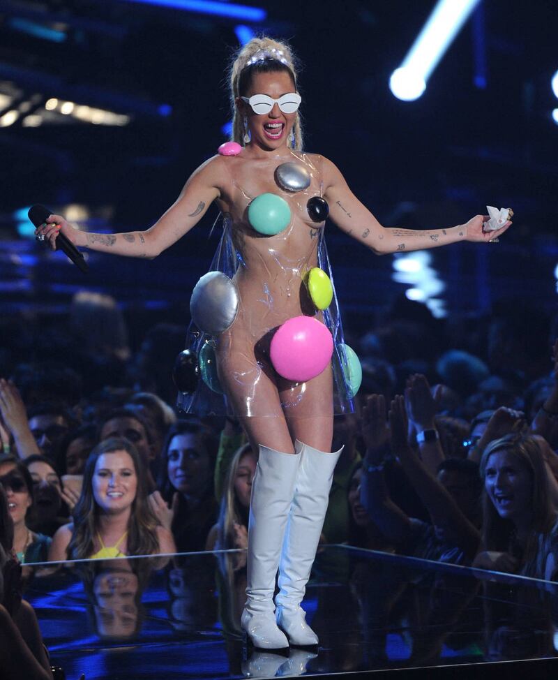 MTV VMA 2015, il trionfo di Taylor Swift e Miley Cyrus 36