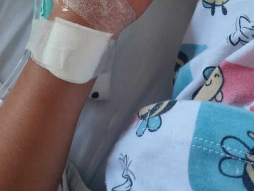 A 3 anni viene risucchiata nella vasca idromassaggio. Ora è grave in ospedale