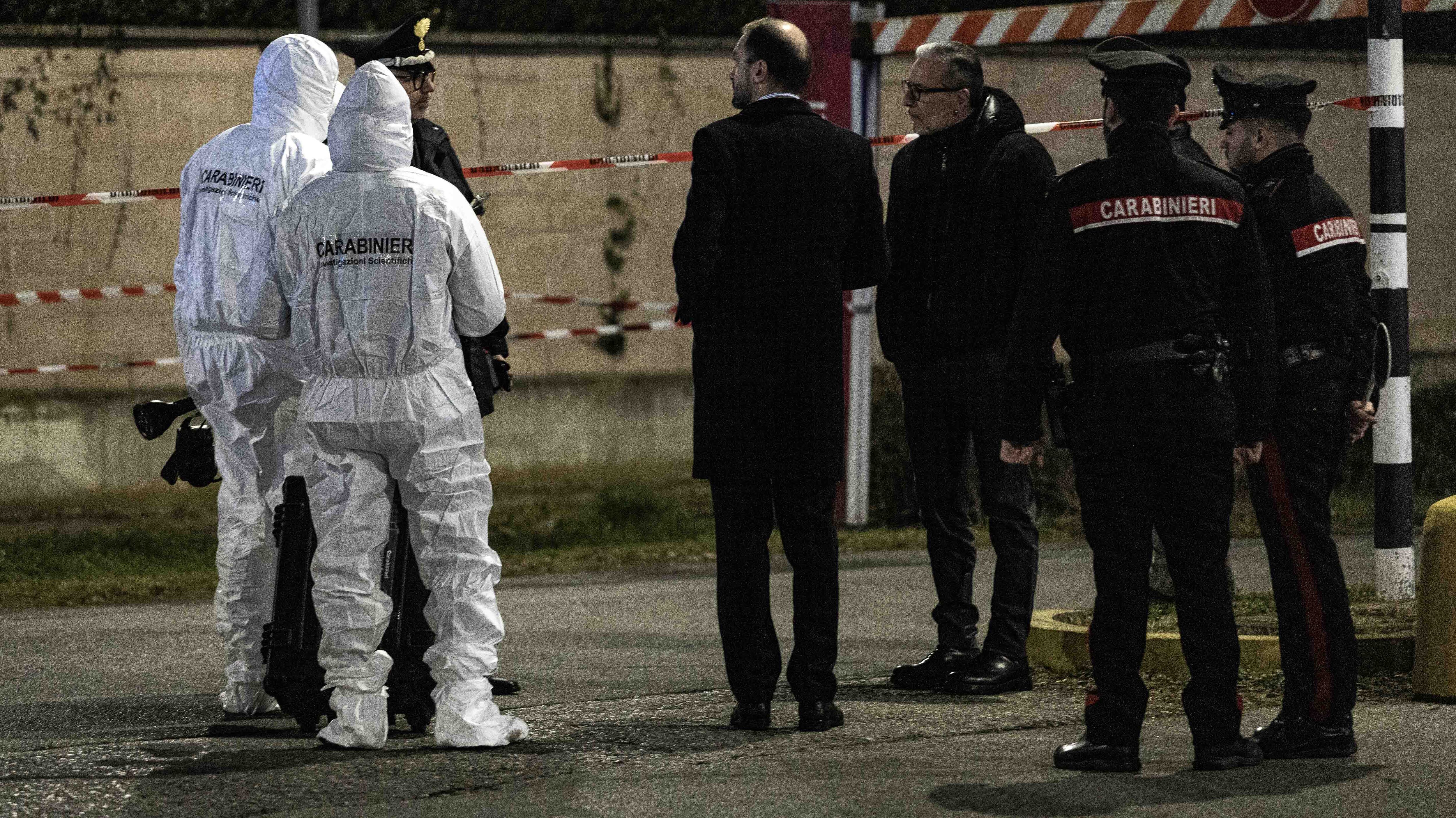 Giussano, scappa dai domiciliari per pugnalare la ex. In passato l'aveva aggredita con l'acido