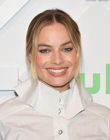 Margot Robbie e altre star all'evento organizzato dal colosso di "HULU" 5