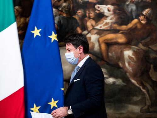"Liberi per un mese e poi...". Svelato il piano del governo
