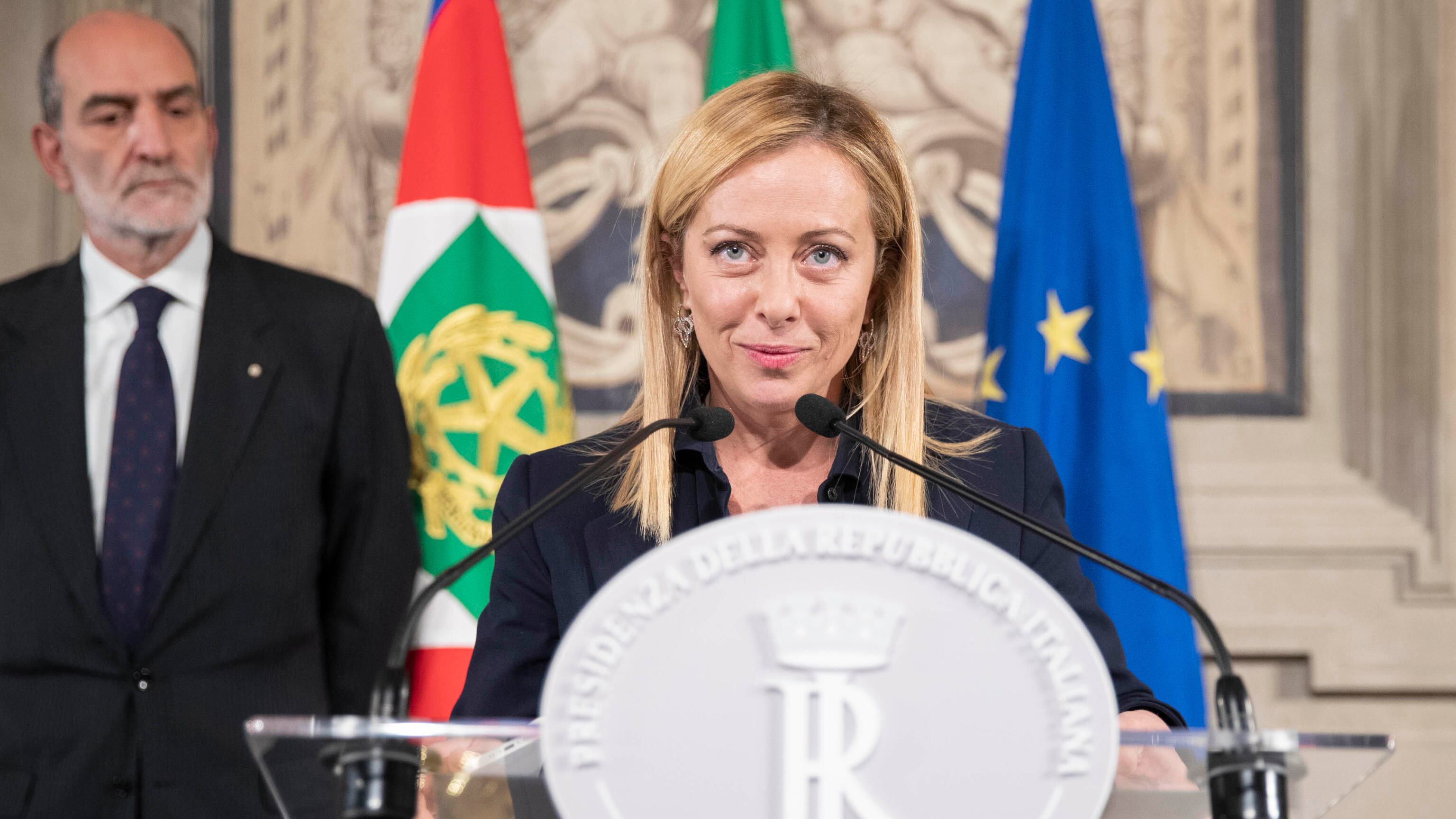 "Presidente, non tutte sono scelte concordate". Così Meloni si blinda da Salvini su porti e Pnrr. E già si è aperta la guerra delle deleghe