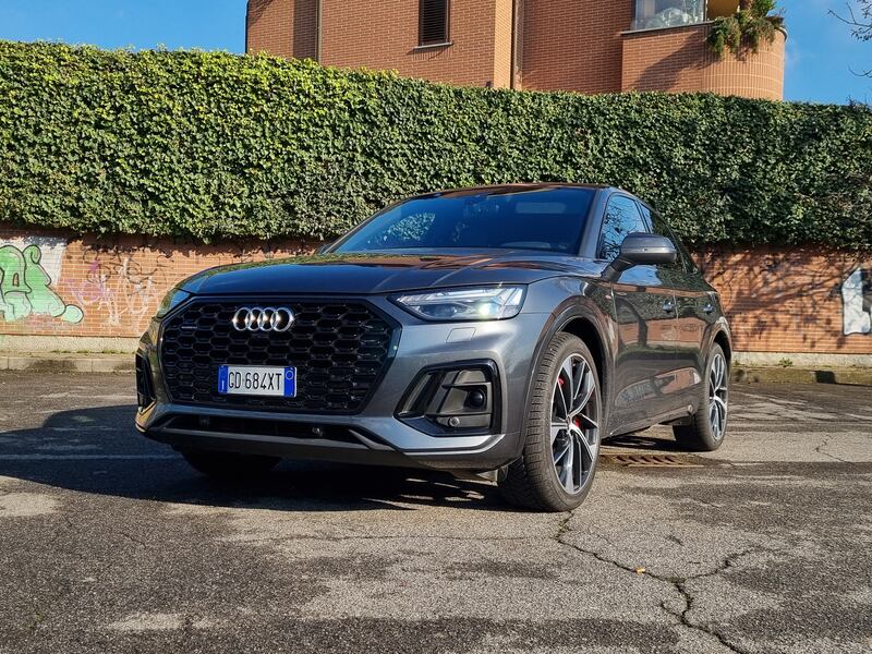 Audi Q5 Spoortback PHEV, guarda le foto 2